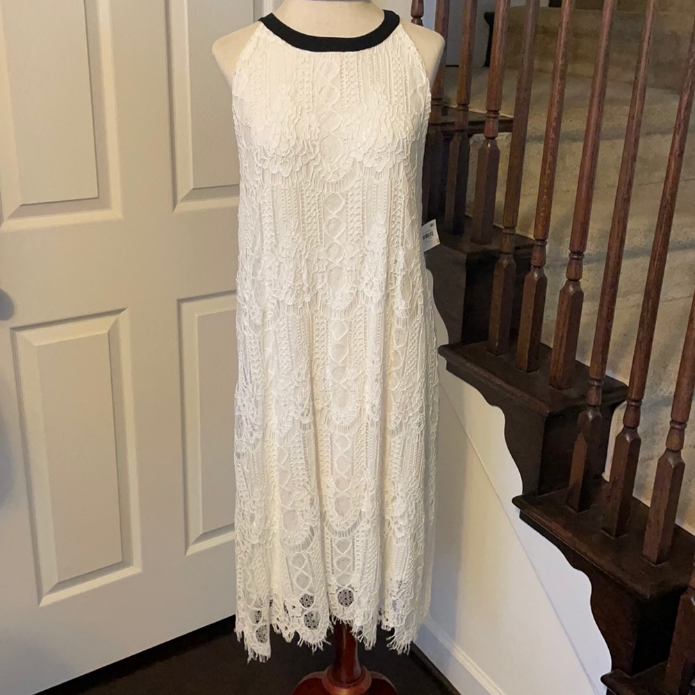 Exquisite halter neck lace eyelash dress NWT 💙